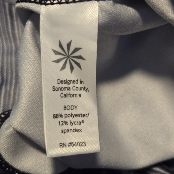 Athleta Womens Black Marble Print High Rise Alpine Chaturanga Leggings Large - Picture 4 of 7